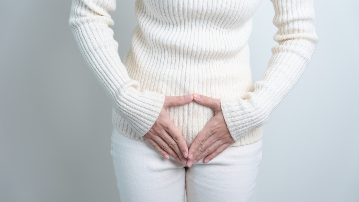 woman-having-stomach-pain-ovarian-and-cervical-ca-2023-03-15-21-03-12-utc-min